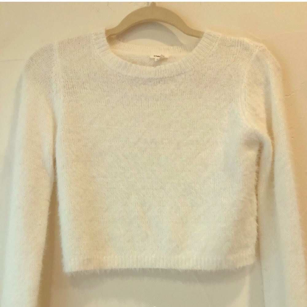 creme cropped long sleeve sweater